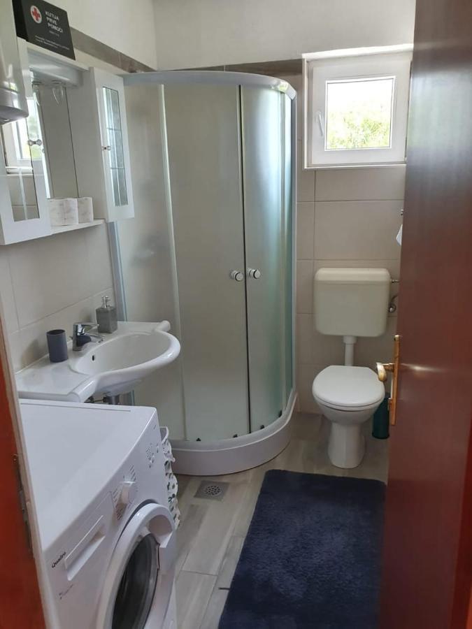 Apartmani Lucija Maslenica Exteriér fotografie