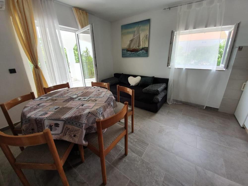 Apartmani Lucija Maslenica Exteriér fotografie